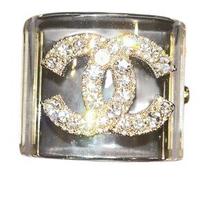 coco chanel paris france 100% authentic lucite CC logo crystal bracelet